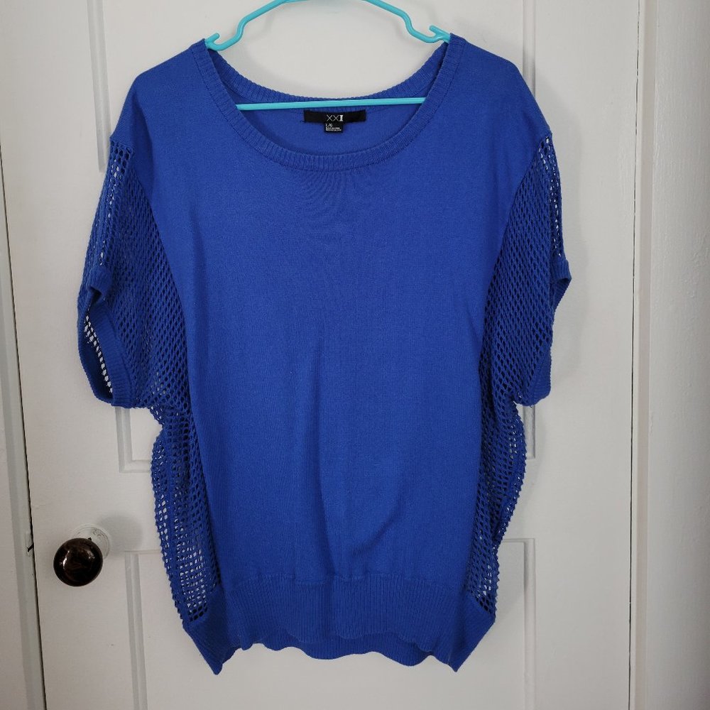 Forever XXI Blue Short Sleeve Tunic with mesh cut out design on side. Size Large